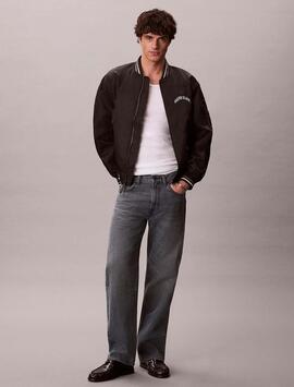 CAZADORA BOMBER REGULAR FIT CON LOGO BORDADO UNIVERSITARIO B