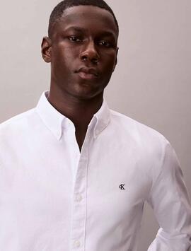 CAMISA CLÁSICA LISA DE OXFORD CON BOTONES REGULAR FIT BRILLA