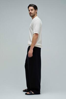 POLO DE PUNTO EN MALLA TRICOTADA COLOR CRUDO