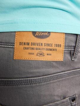 PANTALÓN CORTO VAQUERO JACKSON SLIM FIT LIGHT GREY