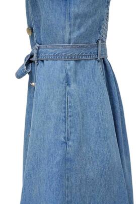 VESTIDO VAQUERO CON TIRANTES Y CINTURÓN EN DENIM AZUL CLARO