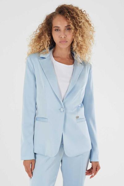 Gallery a15404 l72orej3