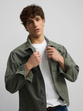 SOBRECAMISA PARCHES VERDE CAQUI