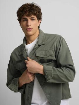 SOBRECAMISA PARCHES VERDE CAQUI