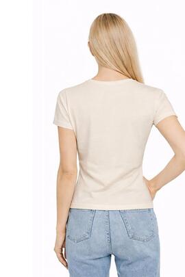 CAMISETA CON BRANDING COLOR BEIGE