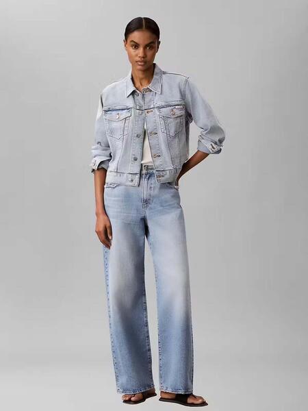 Gallery a16023 d9lxhmme