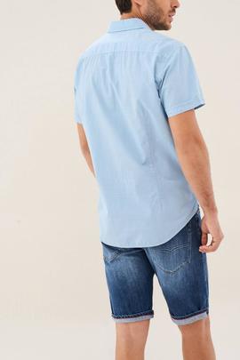 CAMISA DE COLOR LAVADO SLIM FIT CELESTE